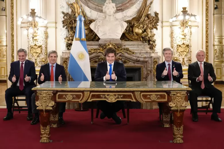 Anuncios en Cadena Nacional de Milei