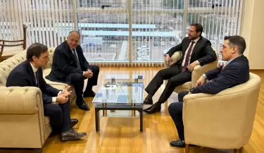 reuni�n juicio por jurado