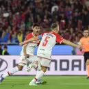 En un pol�mico final, Estudiantes pis� fuerte en Paraguay y sac� ventaja ante Cerro Porte�o