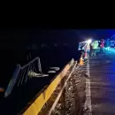 (Video) Cerraron el paso a Chile por un accidente: un camión cayó al vacío 20 metros