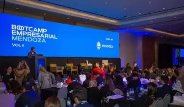 Bootcamp Empresarial Mendoza 2025 apuesta a la innovaci�n y al networking para j�venes emprendedores