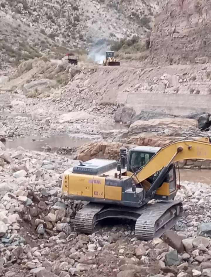 Tr�nsito habilitado ca��n del atuel