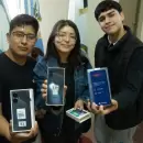 Estudiantes de la UNCUYO recibieron celulares incautados para garantizar la continuidad en estudios