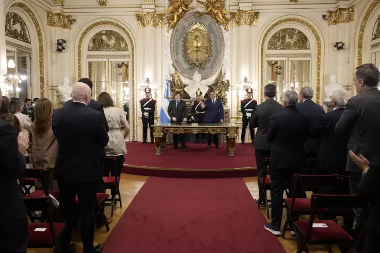 Lisandro Catalán, ministro del Interior-jura