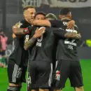 Deportivo Riestra venció a Gimnasia La Plata, extendió su invicto en casa y es líder del Grupo B