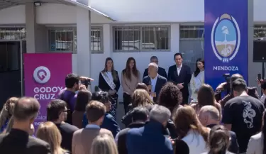 Cornejo anunci� una in�dita inversi�n para renovar los centros de salud de Mendoza