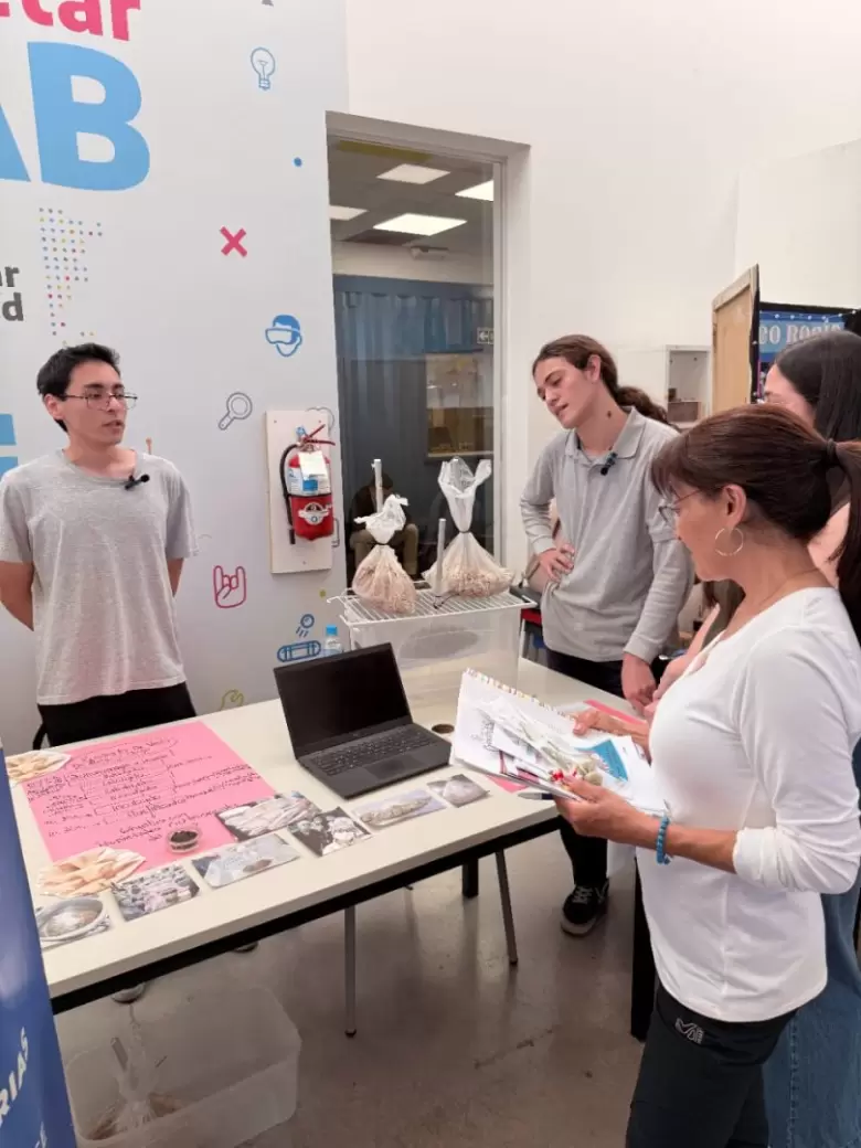 feria de ciencias STEAM 2025