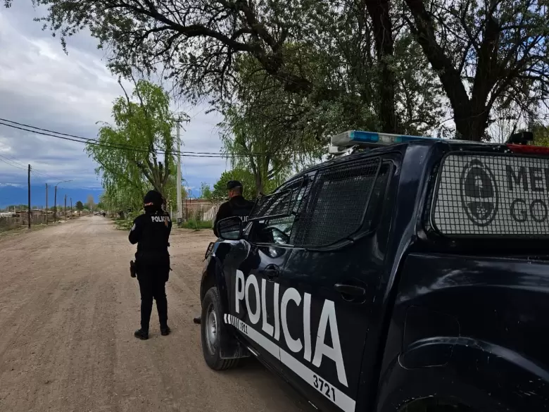 polic�a