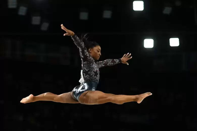 simone biles