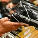 Reglamentaron la tenencia de armas semiautom�ticas para leg�timos usuarios