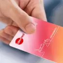 La “tarjeta comedor” vuelve al debate y podría reemplazar a los viejos tickets canasta