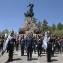 Sin Cornejo en la foto: Petri inaugur� el destacamento de Granaderos en Mendoza