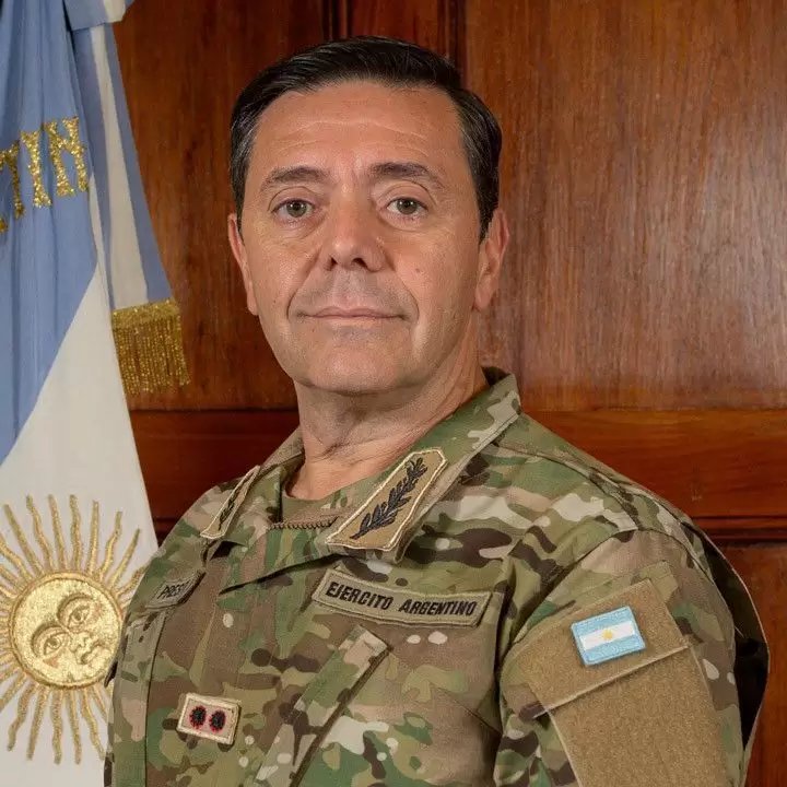 Teniente General Carlos Presti