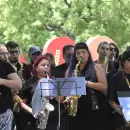 Más de 200 saxofonistas conquistaron la Plaza Independencia
