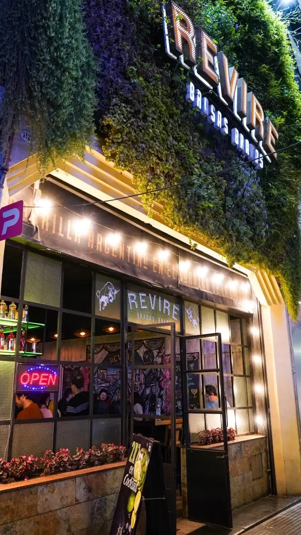 REVIRÉ