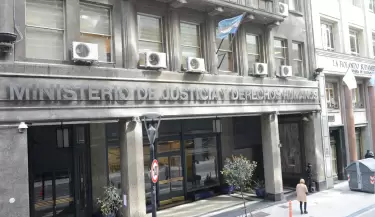 M�s cambios en el Gobierno: renunci� Ba�os en Derechos Humanos y ya fue remplazado