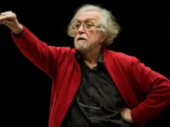 Ernesto Acher