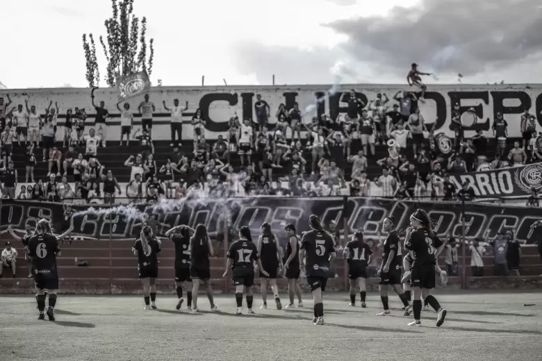 tomba - lepra femenino