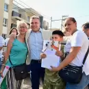 Entregaron casas para más de 100 familias en Godoy Cruz y Costarelli destacó el plan habitacional