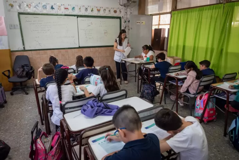 escuela alumnos estudiantes primaria