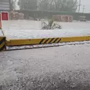 Una fuerte granizada golpe� a San Rafael y hay preocupaci�n en el agro del Sur