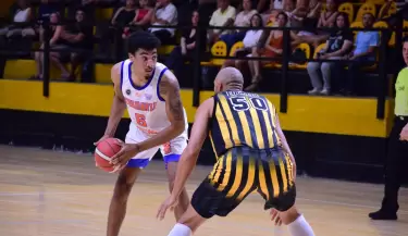 RIVADAVIA B�SQUET