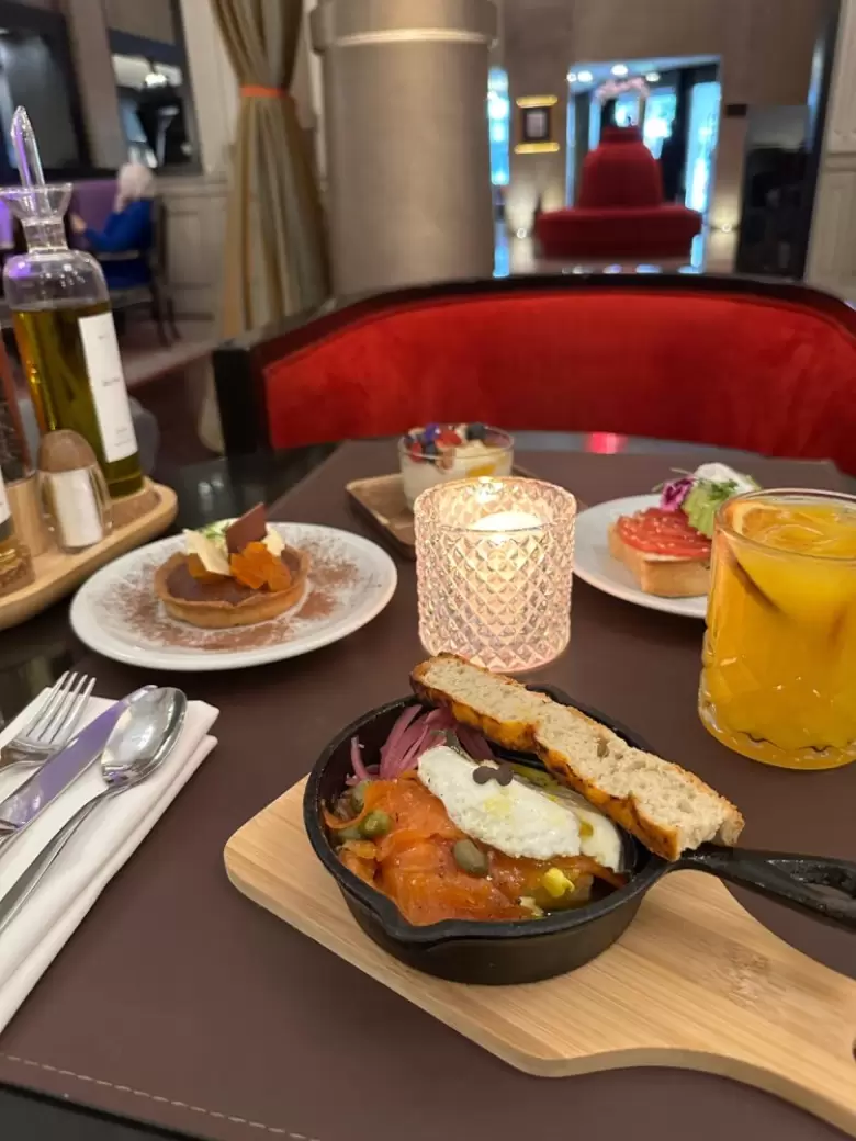 HOTEL SAVOY