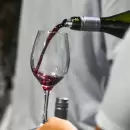 Mendoza envi� m�s de 1.000 botellas de vino a Francia, por el aniversario de La Cit� du Vin