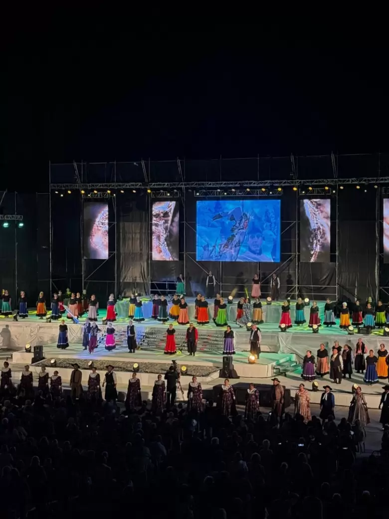 Elecci�n de la reina provincial de las personas mayores