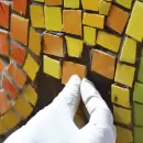 Taller de Mosaico: una invitación a crear con las manos en la Biblioteca Lía Truglio