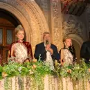 Con música, emoción y ovación: así fue la Serenata de las Reinas tras la coronación