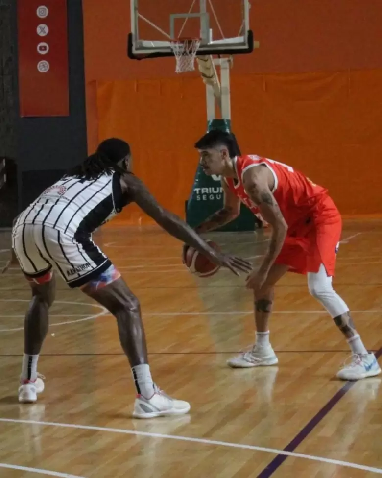 HURACAN BASQUET - ESTUDIANTES