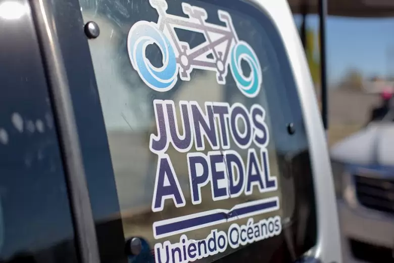 juntos a pedal