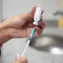 Cada vez baja más la vacunación y crece la preocupación por enfermedades prevenibles