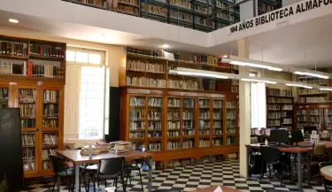 biblioteca-municipal-almafuerte-2