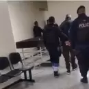 (Video) As� trasladaron al Cuerpo M�dico Forense al hijo de la docente jubilada asesinada en Jun�n