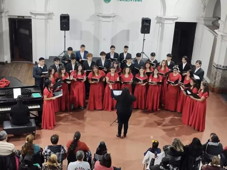 coro de niños y jóvenes uncuyo