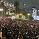 (Video) Miles de ricoteros colmaron la Plaza de Mayo para el �ltimo adi�s al Indio Solari