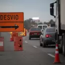 Cambiar�n otra vez los desv�os en el Acceso Este para evitar largas demoras en Maip�