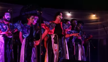 ����� postales del carnaval manyin 2026gracias infinitas a la 
