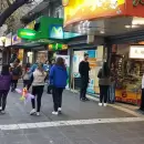 Por la falta de micros, el CEC pidió que el comercio mendocino anticipe su cierre este sábado