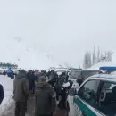 (Video) Evacuaron a 42 personas de la alta montaña mendocina, en medio de un megaoperativo
