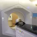 La Fuesmen incorporó un equipo único en la Argentina para tratar a pacientes con cáncer